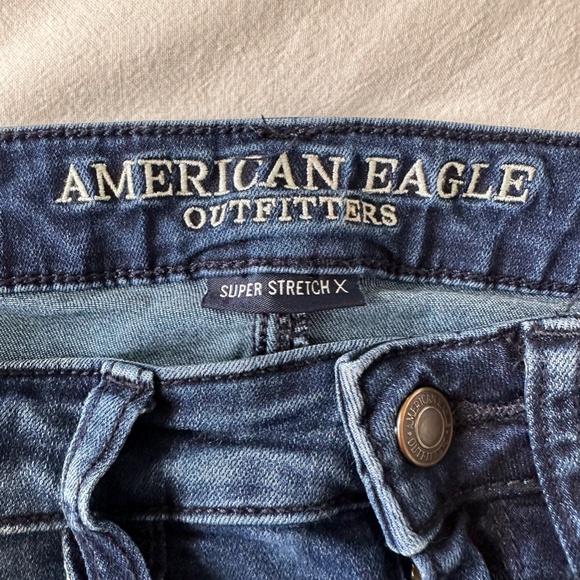 American Eagle High Waisted Stretch Jeans Size 2 - Picture 4 of 4